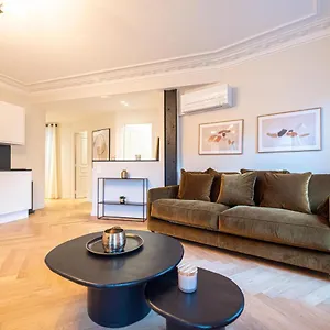Apartment Luxury In Center, Paris