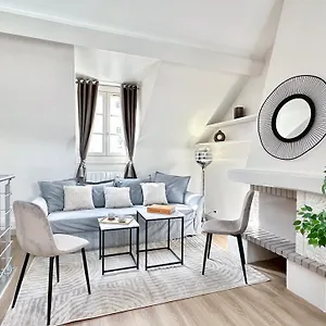 Apartment Unique & Beautiful Duplex In Saint-germain, Paris