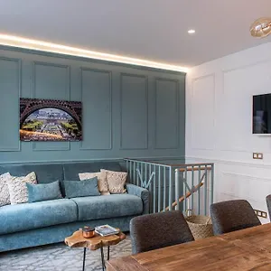 Apartment My In, Paris